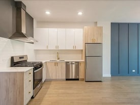 Building Photo - 841 N Mozart St