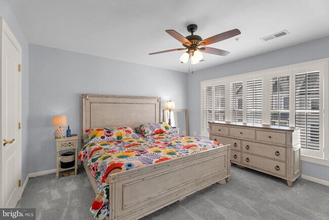 Building Photo - 92 Washington St