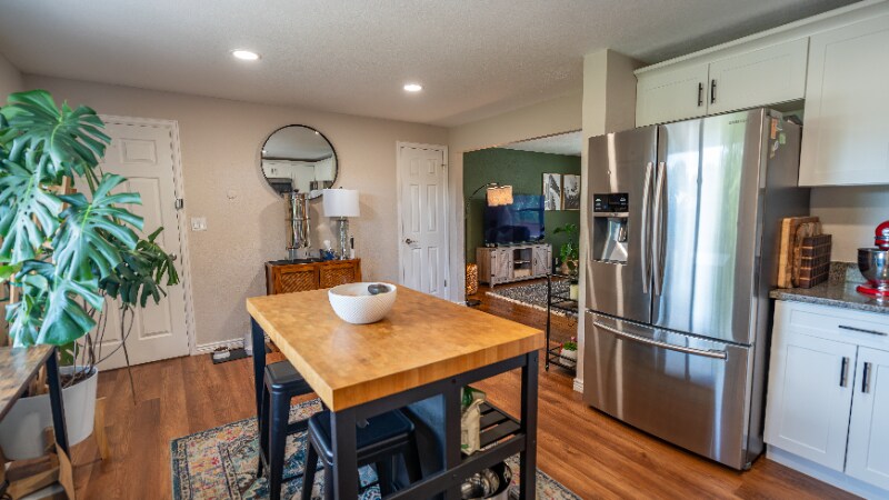 Building Photo - 480 Troy St