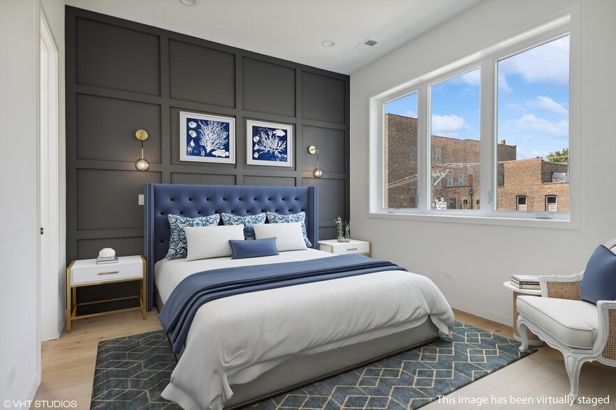 Master Bedroom - 2132 W Rice St