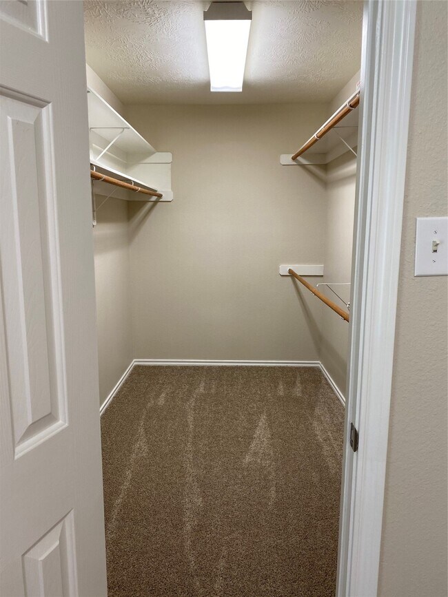 Building Photo - 5130 Forest Sage Ln