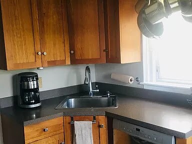 Kitchen - 20 E Abington Ave