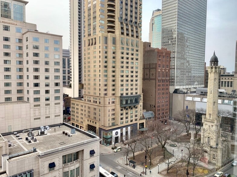 Building Photo - 777 N Michigan Ave
