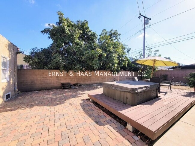 Building Photo - 2666 E Madison St