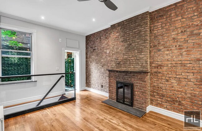 Primary Photo - Hudson Street