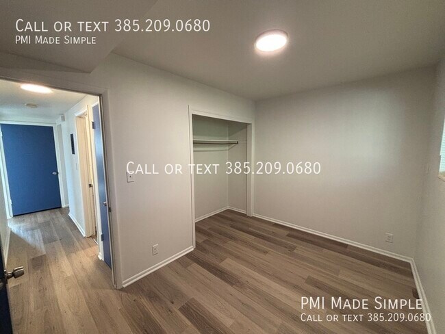 Building Photo - 443 1600 S