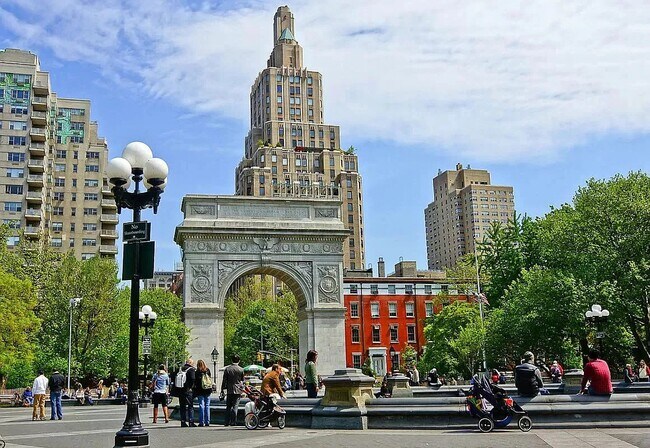 Building Photo - 224 Sullivan Street