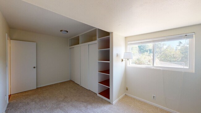 Building Photo - May Valley Road business opportunity available - 2 bedroom 1 bath home with carport & office and ...