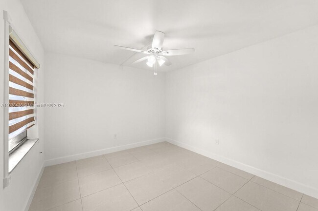 Building Photo - 9370 W Flagler St