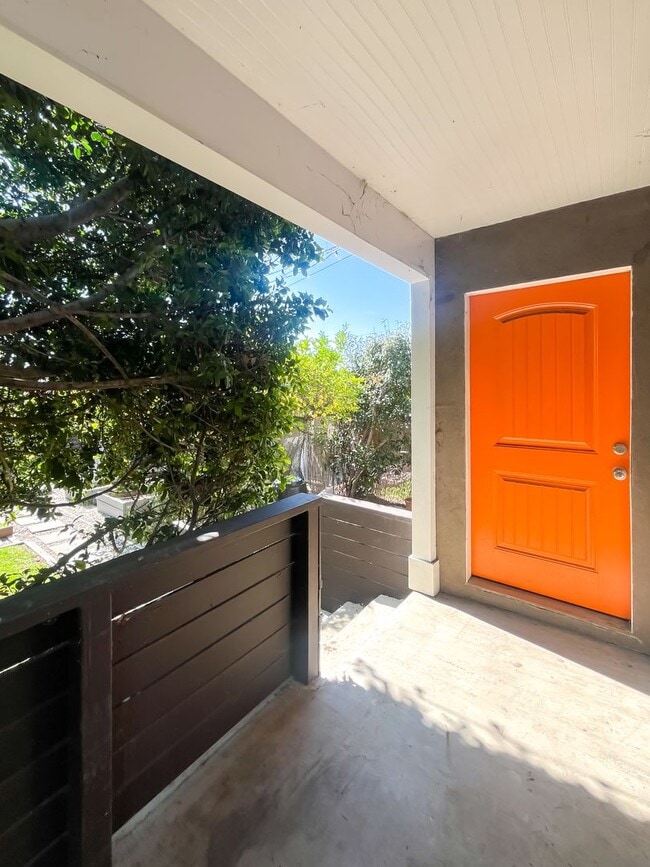 Building Photo - 3425 Alice St