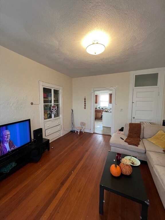 Building Photo - 36 Melendy Ave