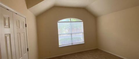 Building Photo - 1002 Mesquite Hollow Pl