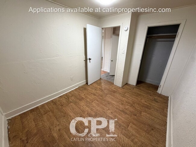 Building Photo - 323.5 15th Ave