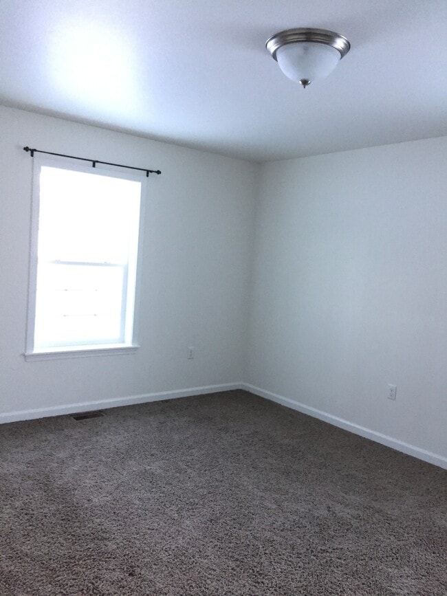 Building Photo - 6701 W Sunset Ave