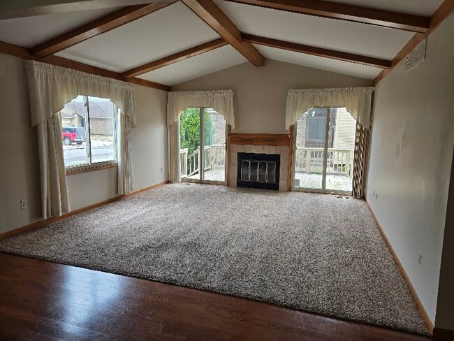 Building Photo - 15355 Windmill Ct