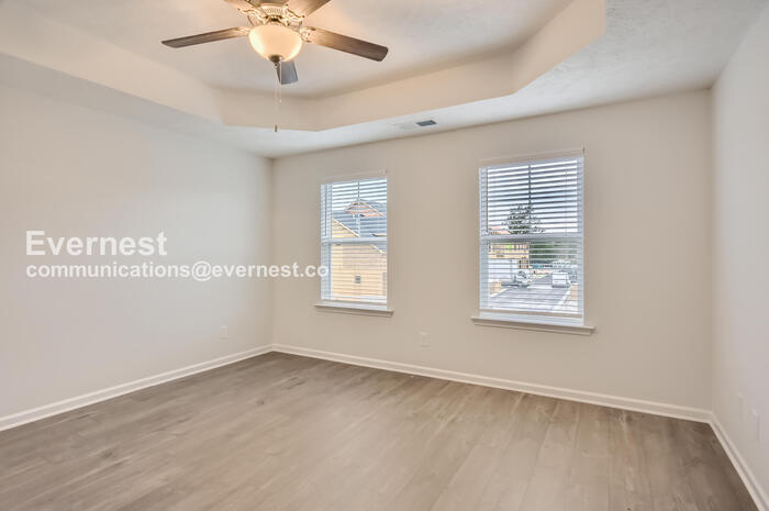 Building Photo - 215 Ansley Wy