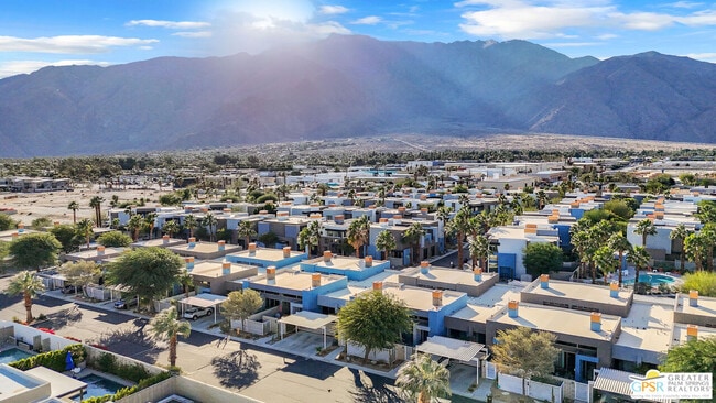 Building Photo - 3657 Quiet Side St