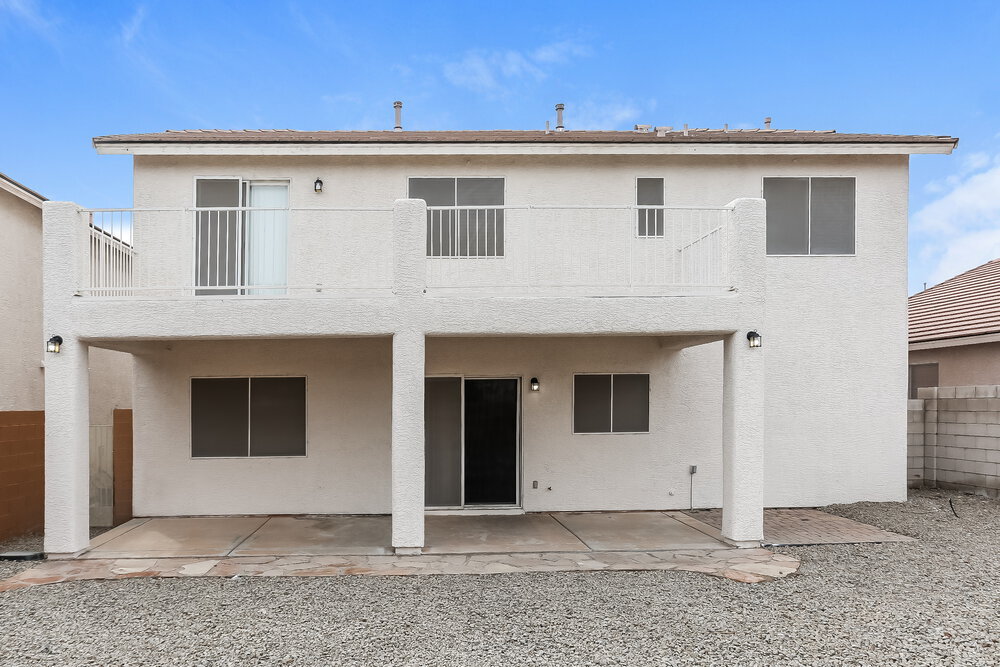 Building Photo - 8724 Honey Vine Ave