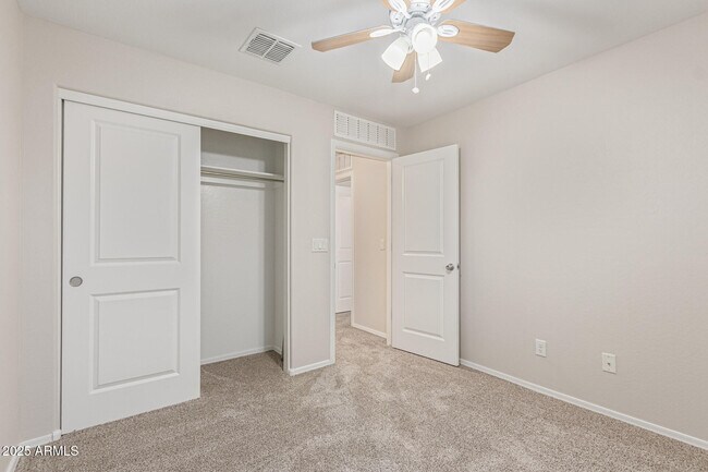 Building Photo - 16648 W Jenan Dr