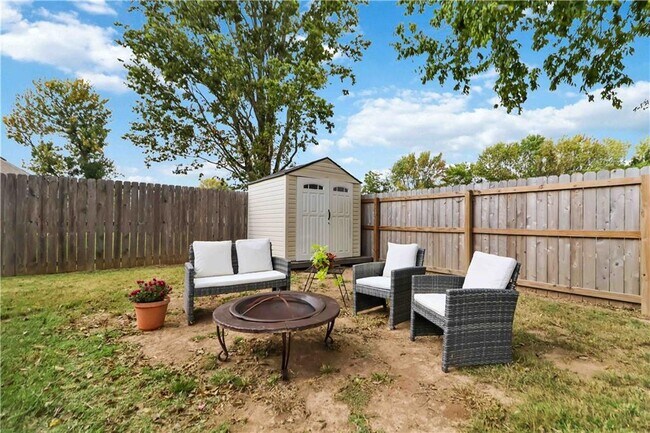 Building Photo - 3000 SW Wentworth Ave