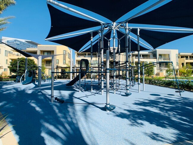 Building Photo - 113 Bowery