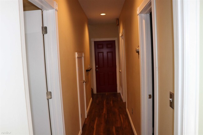 Building Photo - 3 br, 2.5 bath House - 24343 Paragon Place