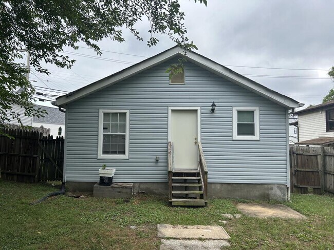 Building Photo - 25 Marley Neck Rd