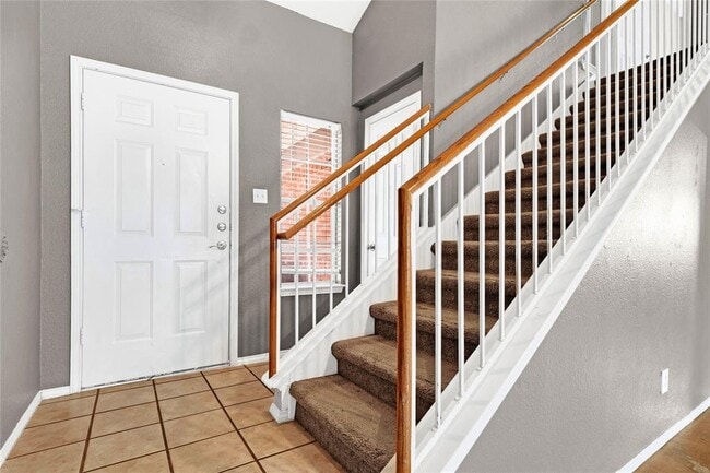 Building Photo - 3007 Rainy River Dr
