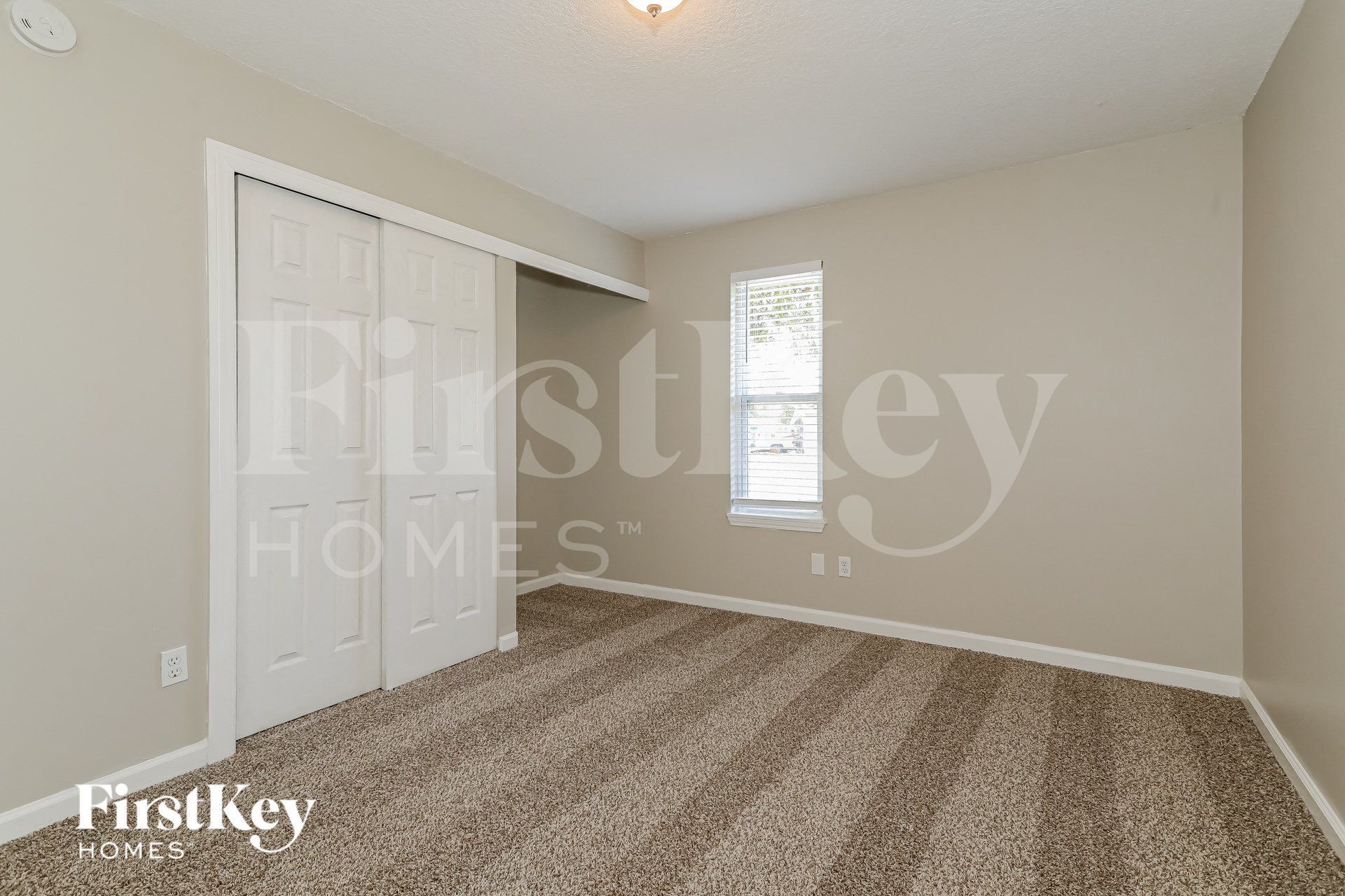 Building Photo - 5323 Thoroughbred Blvd