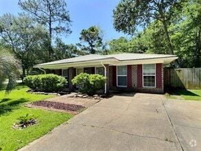 Building Photo - Charming 3-Bedroom, 2-Bathroom Home in Oce...