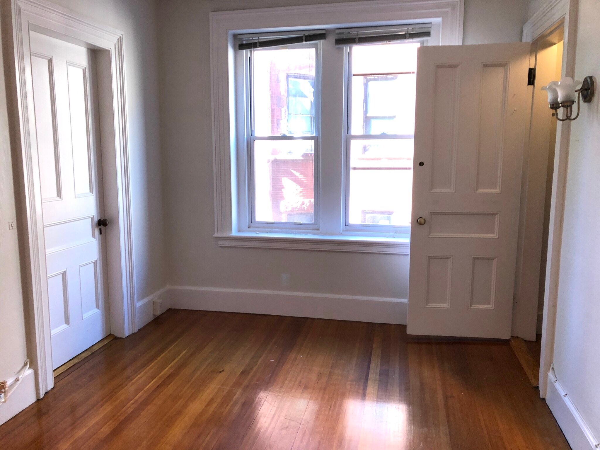 Building Photo - 12 Fairfield St