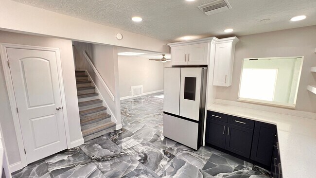 Building Photo - Charming Orlando Retreat – 3BR, 2BA Single-Family Home! WASHER & DRYER INCLUDED!