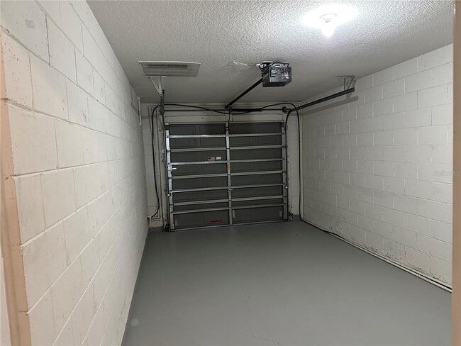 Building Photo - 295 Sterling Springs Ln