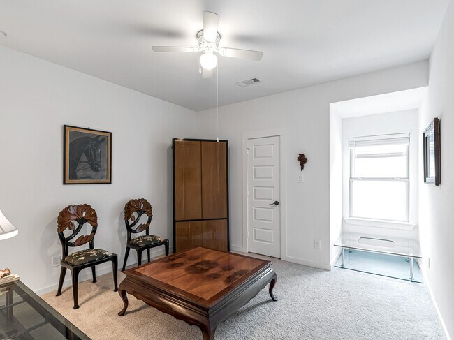 Building Photo - 4818 Nodding Thistle Trail