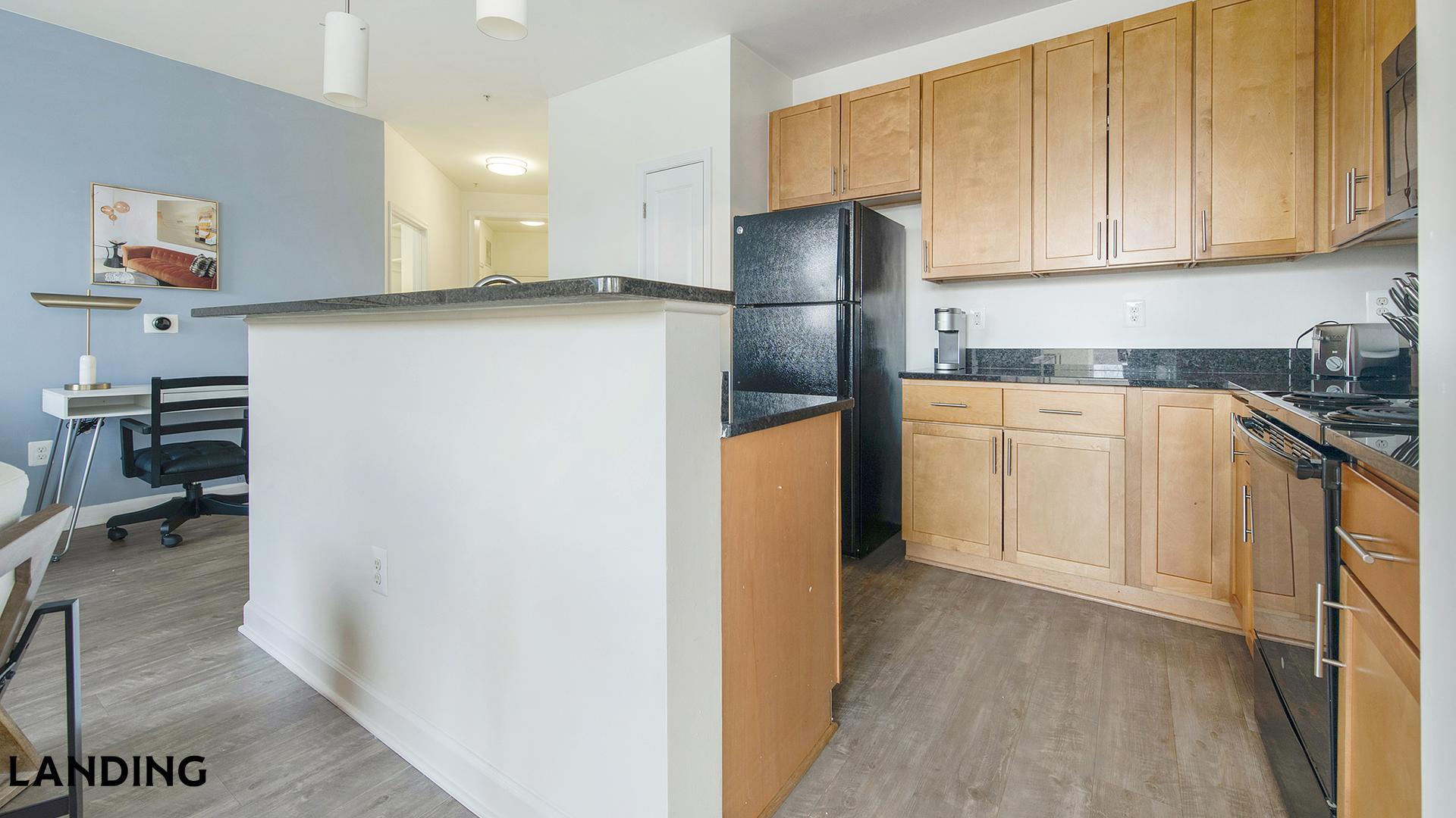 Building Photo - 909 Mansion Dr