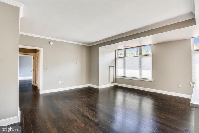 Building Photo - 4915 Hampden Ln