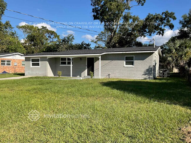 Building Photo - 9557 Priory Ave