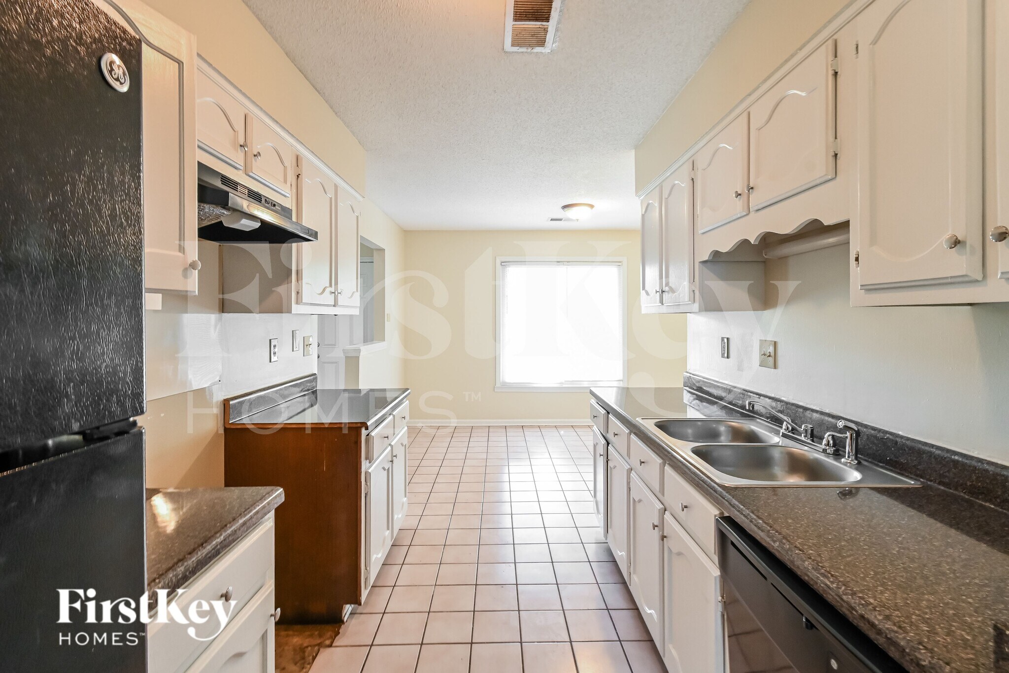 Building Photo - 8441 Woolrich Dr