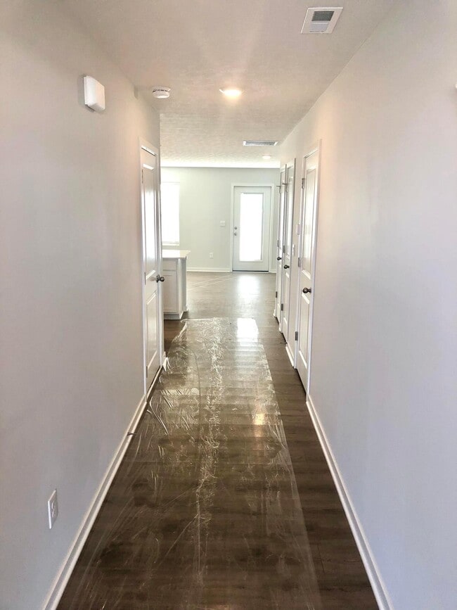 Building Photo - 6369 Bellmouth Rd