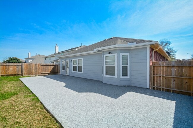 Building Photo - 6527 Capridge Dr