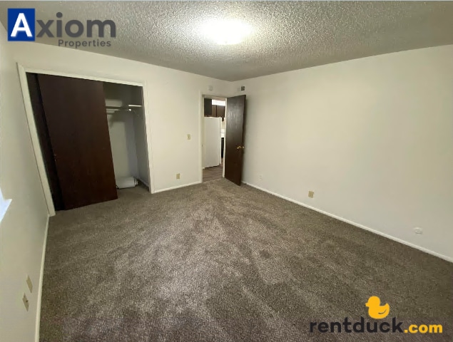 Building Photo - 1518 Bench Rd