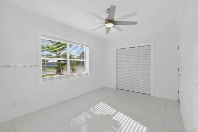 Building Photo - 465 NW 153rd St