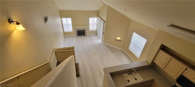 Building Photo - 5125 W Reno Ave