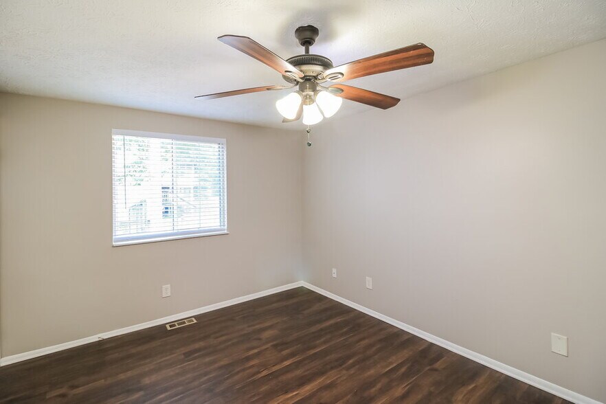 Building Photo - 6818 Graves Mill Dr