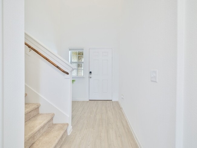 Building Photo - 14984 Rustic Moon Rd