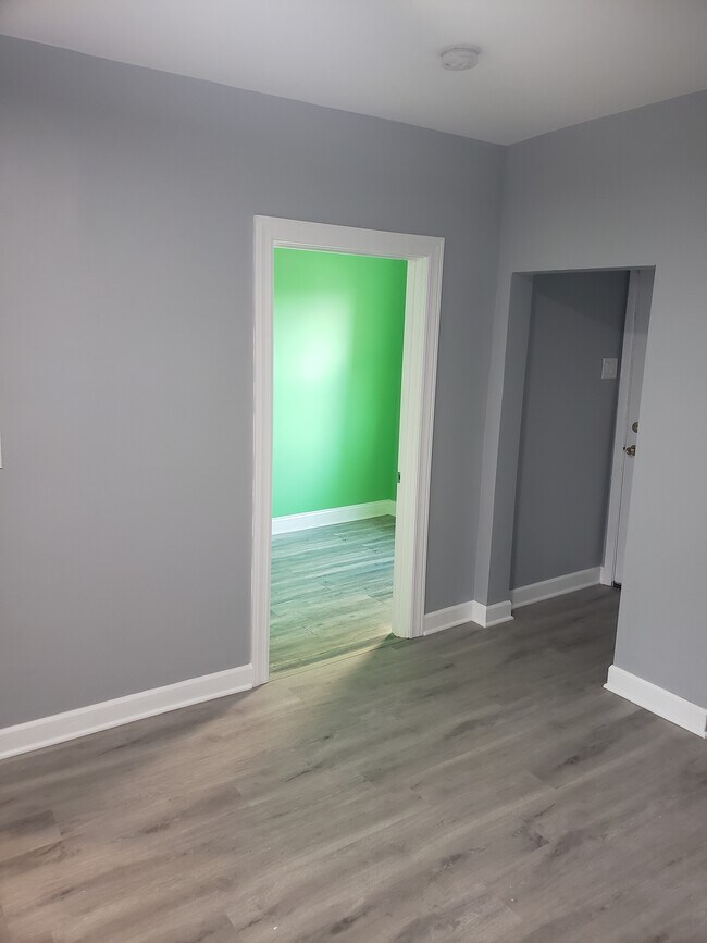View to rear bedroom - 3703 S Lowe Ave