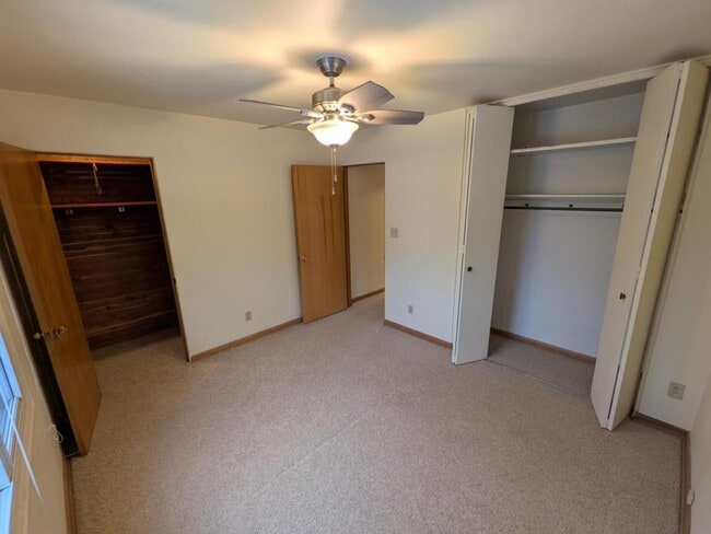 Building Photo - 1 James Pl