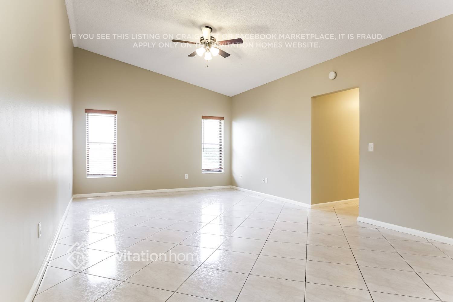 Building Photo - 1511 Primrose Ln