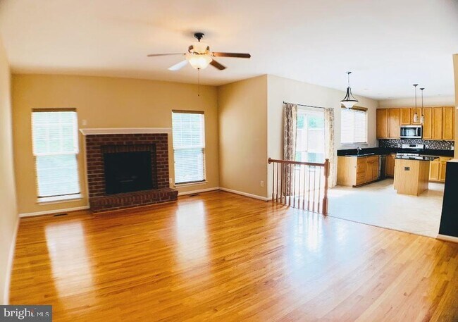 Building Photo - 21 Warwick Way