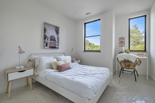 Building Photo - 103-119 Darlington Lane